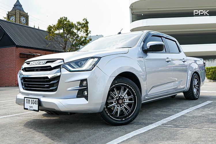 รถ Isuzu D-MAX 1.9 L สี เทา