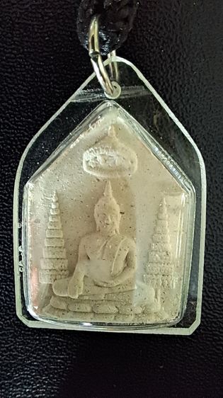 หลวงพ่อขาว วัดหน้าพระเมรุ 2555 