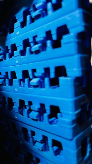 แผ่นยางปูพื้นลานกิจกรรมหรือกีฬา รูปที่ 4