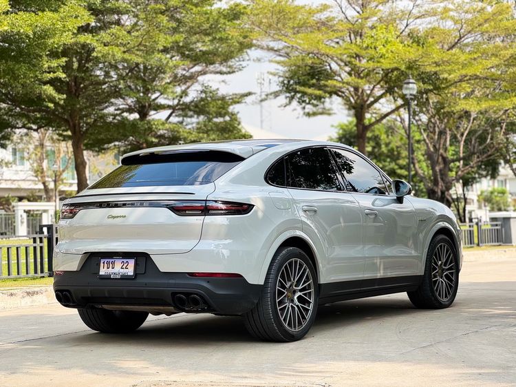 Porsche Cayenne 2024 3.0 S E-Hybrid Platinum Edition 4WD Sedan ปลั๊กอินไฮบริด (PHEV) ไม่ติดแก๊ส เกียร์อัตโนมัติ เทา รูปที่ 4