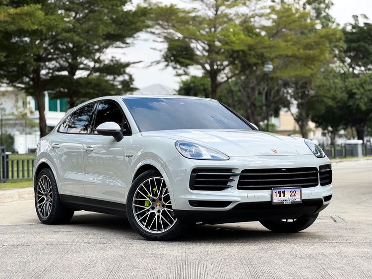 Porsche Cayenne 2024 3.0 S E-Hybrid Platinum Edition 4WD Sedan ปลั๊กอินไฮบริด (PHEV) ไม่ติดแก๊ส เกียร์อัตโนมัติ เทา รูปที่ 3
