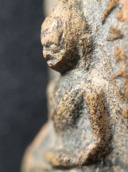 พระรอดลำพูนพิมพ์ใหญ่ครับ รูปที่ 8