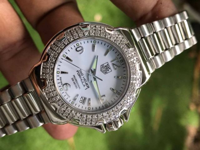 Tag Heuer F1 Quartz Glamour Diamond Bezel  White Dail WAC1215🇨🇭🇨🇭 รูปที่ 2