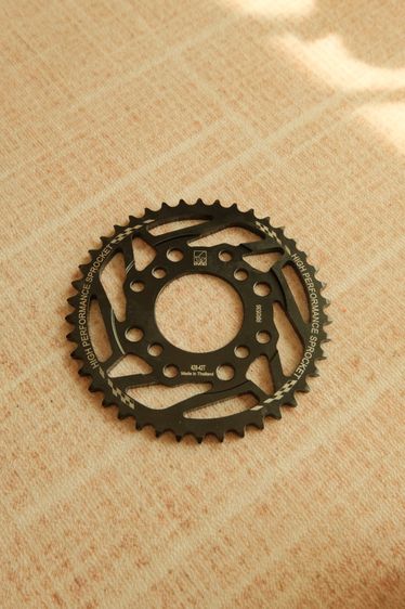 โซ่ สเตอร์ สเตอร์หลัง 428-42T (4 รู) พร้อมโซ่ 428 ใหม่ - Sproket 428-42T 4Bolt + Chain New