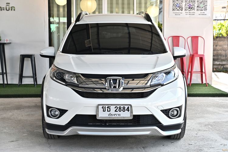 Honda BR-V 2018 1.5 SV Utility-car เบนซิน ไม่ติดแก๊ส เกียร์อัตโนมัติ ขาว รูปที่ 2