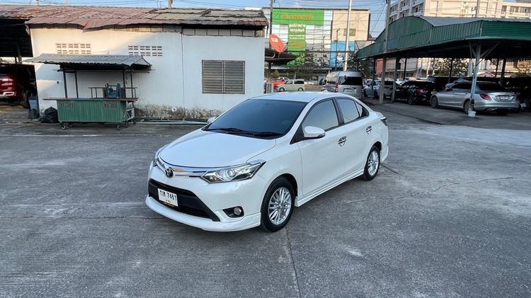 รถ Toyota Vios 1.5 Exclusive สี ขาว