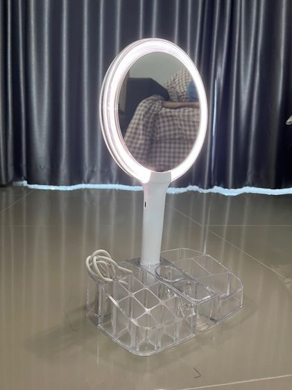 กระจกแต่งหน้า รูปที่ 3