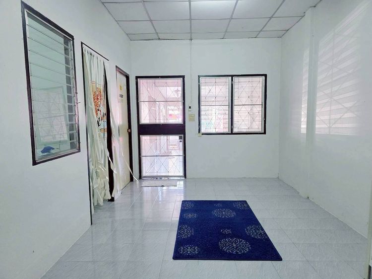 ขายบ้านทาวน์เฮาส์ ราคา 1190000 บาท ( 27 ตารางวา ) บ้านบึง ชลบุรี รูปที่ 4