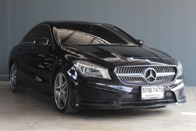 Mercedes-Benz CLA-Class 2016 CLA250 AMG Sedan เบนซิน ไม่ติดแก๊ส เกียร์อัตโนมัติ ดำ รูปที่ 3