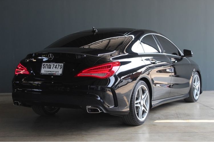 Mercedes-Benz CLA-Class 2016 CLA250 AMG Sedan เบนซิน ไม่ติดแก๊ส เกียร์อัตโนมัติ ดำ รูปที่ 4