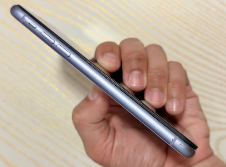 ตีเป็นซาก iPhone 11 ตามสภาพ อ่านให้เข้าใจก่อน รูปที่ 7