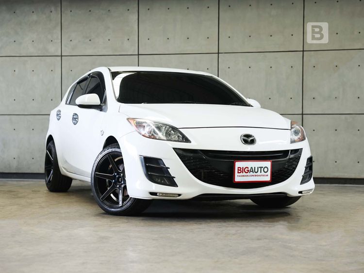 Mazda Mazda3 2013 1.6 Spirit Sports Sedan เบนซิน LPG เกียร์อัตโนมัติ ขาว
