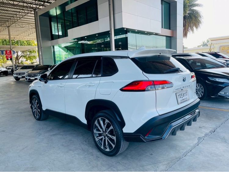 Toyota Corolla Cross 2020 1.8 Hybrid Premium Sedan ไฮบริด ไม่ติดแก๊ส เกียร์อัตโนมัติ ขาว รูปที่ 4