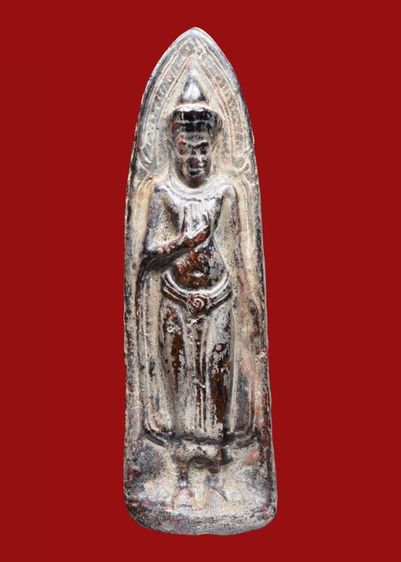 มรดกบรรพบุรุษ สนิมไขแดงลูกหว้า พระบ้าน พระร่วงยืนหลังรางปืน กรุวัดพระศรีมหาธาตุ ลพบุรี  ขึ้นไข แตกใยแมงมุม สวย รูปที่ 7