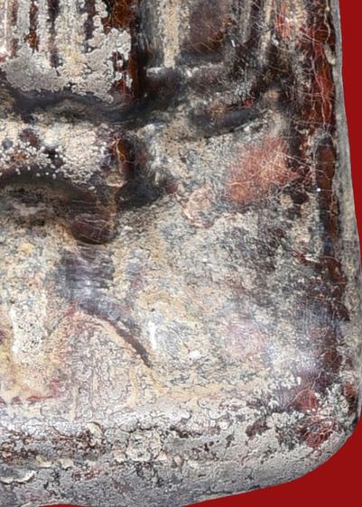 มรดกบรรพบุรุษ สนิมไขแดงลูกหว้า พระบ้าน พระร่วงยืนหลังรางปืน กรุวัดพระศรีมหาธาตุ ลพบุรี  ขึ้นไข แตกใยแมงมุม สวย รูปที่ 18