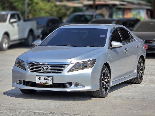 รถ Toyota Camry 2.0 G Extremo สี ดำ