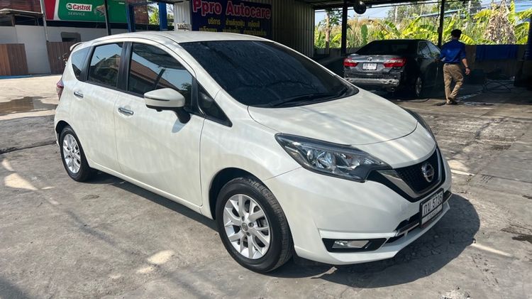 รถ Nissan Note 1.2 VL สี ขาว