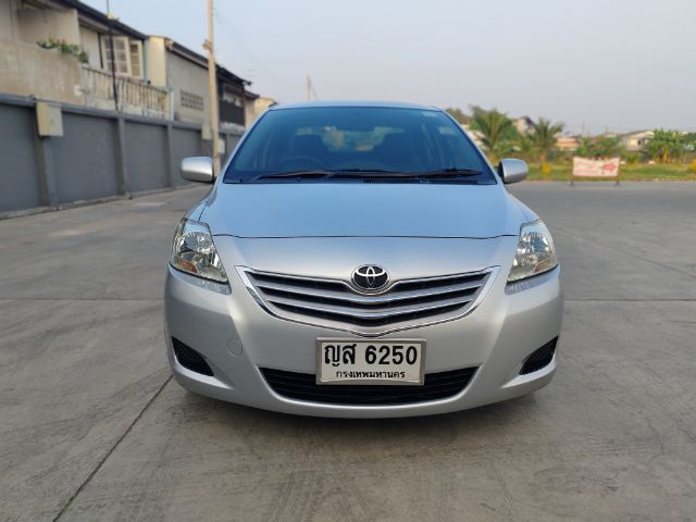 Toyota Vios 2011 1.5 E Sedan เบนซิน ไม่ติดแก๊ส เกียร์อัตโนมัติ บรอนซ์เงิน รูปที่ 2
