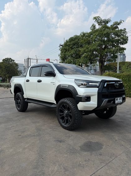 Toyota Hilux Revo 2021 Double Cab 4x4 2.8 Rocco Pickup ดีเซล ไม่ติดแก๊ส เกียร์อัตโนมัติ ขาว รูปที่ 4