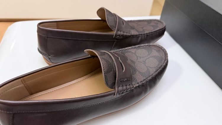 รองเท้า loafer Coach สี Brown รูปที่ 11
