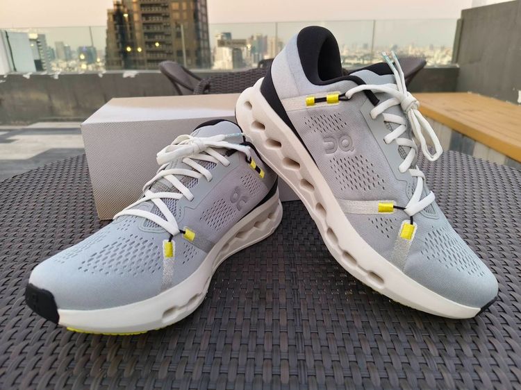 On Cloudsurfer 2 สีGlacierIvory เบอร์45 รูปที่ 8