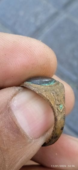 แหวนหลวงพ่ออิ่ม วัดหัวเขา พิมพ์ยืน-นางกวัก-หัวเมฆพัตร เนื้อทองผสม จังหวัดสุพรรณบุรี

 รูปที่ 7