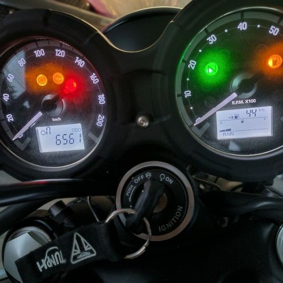 ขาย triumph t120 black ปี2021 จดทะเบียนปี2022 ตัวยูโร5 สีเทาดำ รูปที่ 11