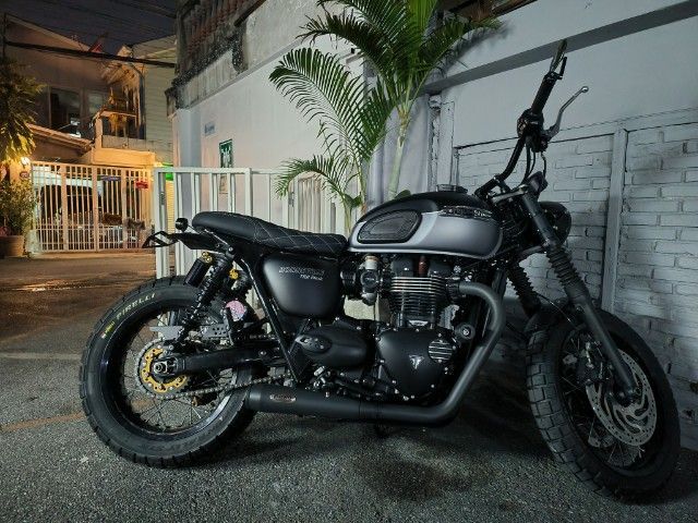 ขาย triumph t120 black ปี2021 จดทะเบียนปี2022 ตัวยูโร5 สีเทาดำ รูปที่ 3