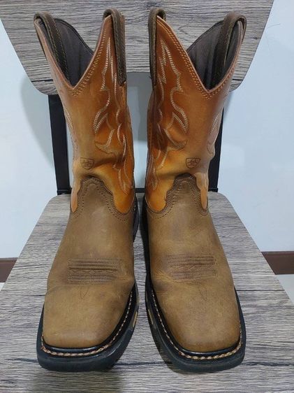 รองเท้าบู้ทคาวบอย Ariat work boots square toe Size 9EE วัดจริง 27 ซม. หนังสวยมาก Made in China พื้นหนาๆเต็มๆ