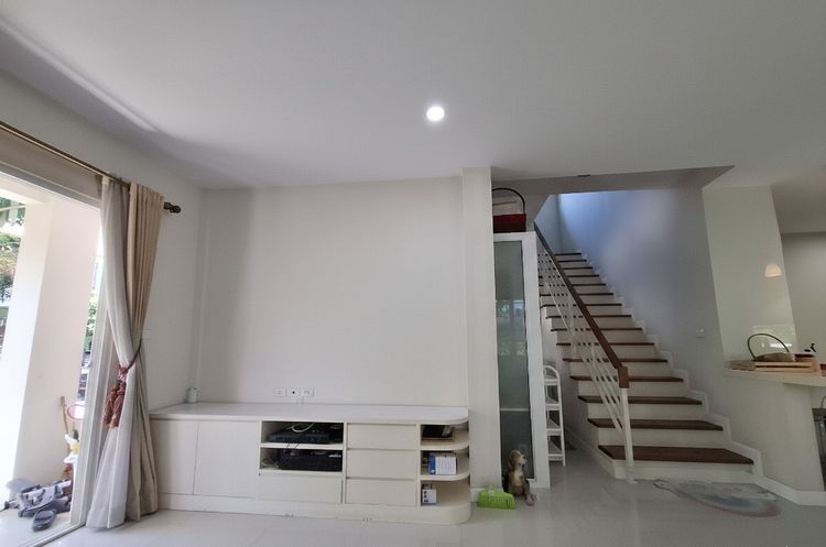 Land and Houses มีบางส่วน 2022 ขายถูกบ้านเดี่ยวหรู  โครงการ มัณฑนา พระราม 9 – ศรีนครินทร์ แถมเฟอร์นิเจอรืบิ้วอินท์ และ แอร์ 5 เครื่อง รูปที่ 3