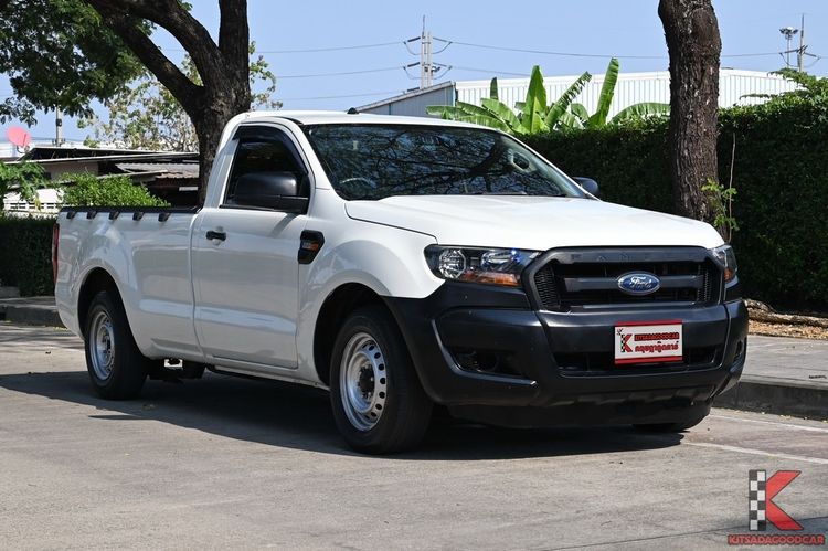 รถ Ford Ranger 2.2 Standard XL สี ขาว