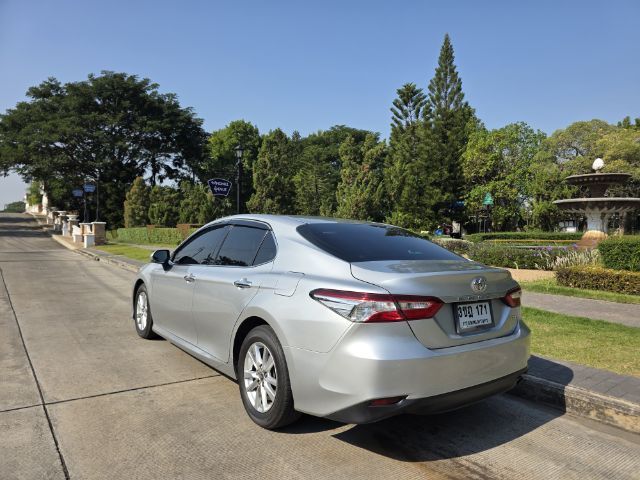 Toyota Camry 2022 2.0 G Sedan เบนซิน ไม่ติดแก๊ส เกียร์อัตโนมัติ บรอนซ์เงิน รูปที่ 2