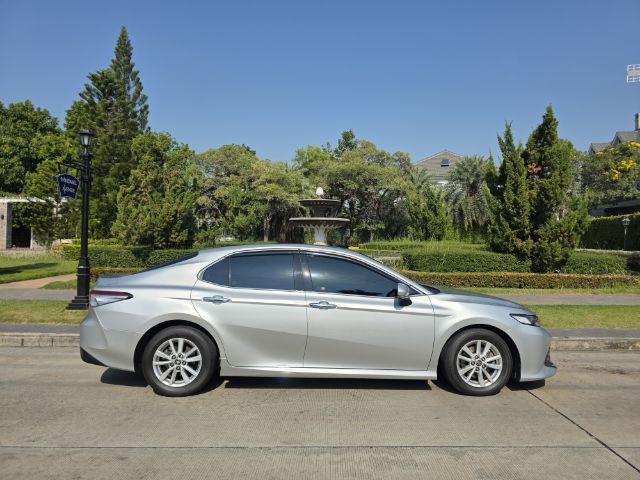 Toyota Camry 2022 2.0 G Sedan เบนซิน ไม่ติดแก๊ส เกียร์อัตโนมัติ บรอนซ์เงิน รูปที่ 4