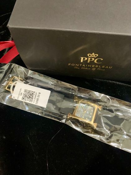 นาฬิกาผู้หญิง สวยหรู สายซิลิโคนนุ่มๆ สวยมาก รูปที่ 3