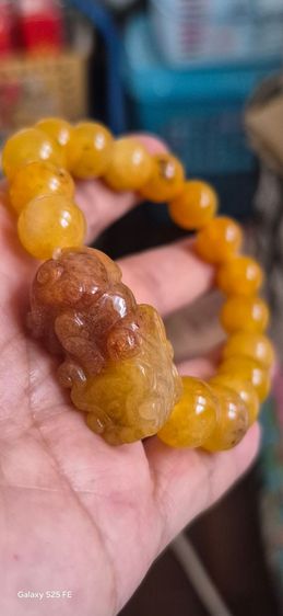 อื่นๆ สร้อยข้อมือปี่เซี๊ยะหยกน้ำผึ้งพม่า