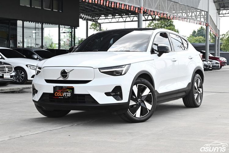 รถ Volvo C40 Recharge Pure Electric สี ขาว