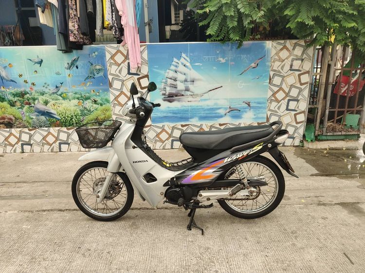 🛵ยังไงก็ขาย WAVE100 ปี 46(งดต่อ ขายตามสภาพ) เครื่องดี สีสวย สตาร์ทเท้า เล่มชุดโอนครบ+เปลี่ยนถ่ายน้ำมันเครื่องฟรี ไม่มีส่งฟรี รูปที่ 2