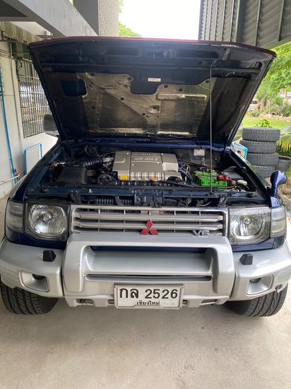 รถ Mitsubishi Pajero iO 1.8 GDI 4WD สี น้ำเงิน