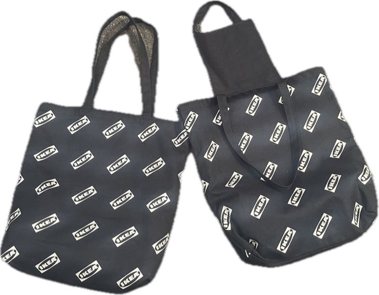 กระเป๋าผ้าเกร๋ๆ IKEA สะท้อนแสงนะคะ ทรงซ็อปปิ้ง รับน้ำหนัก ได้ดี พร้อมส่ง 2 ใบ คร่า