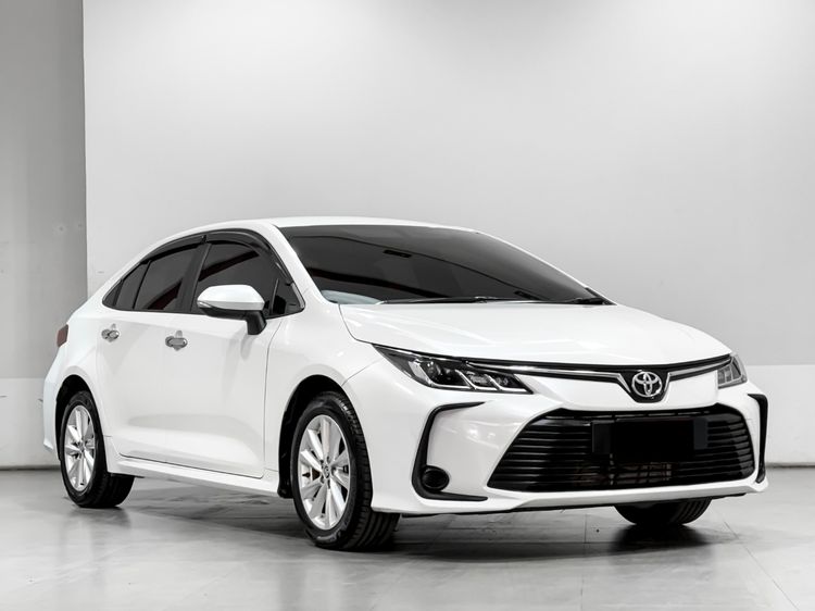 Toyota Altis 2023 1.6 G Sedan เบนซิน เกียร์อัตโนมัติ ขาว รูปที่ 3