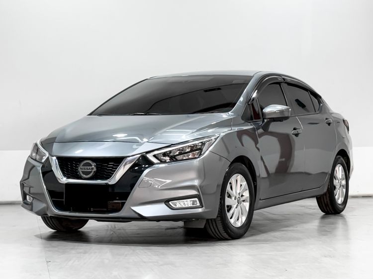 รถ Nissan Almera 1.0 V สี เทา