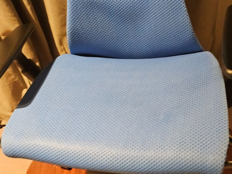 Embody chair ผ้า top   balance fabric สภาพดี ราคาเต็ม 95000 herman miller รูปที่ 4