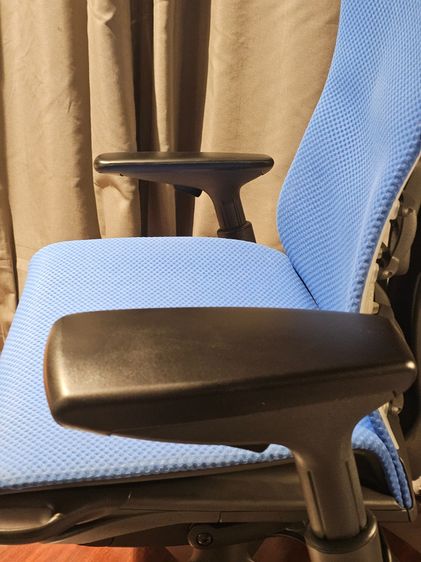 Embody chair ผ้า top   balance fabric สภาพดี ราคาเต็ม 95000 herman miller รูปที่ 7