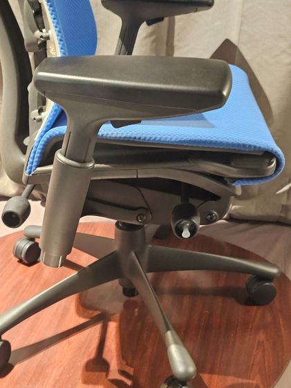 Embody chair ผ้า top   balance fabric สภาพดี ราคาเต็ม 95000 herman miller รูปที่ 11
