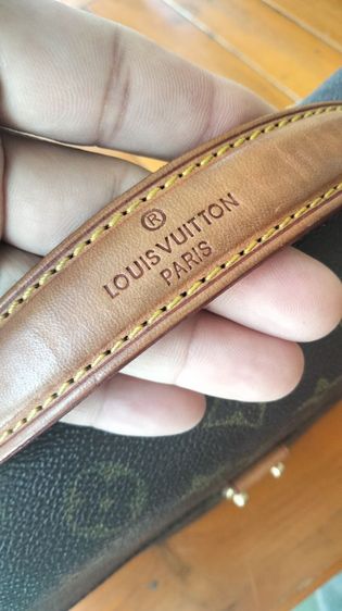 กระเป๋า LV  Pochette Métis ทรง satchel
 รูปที่ 12