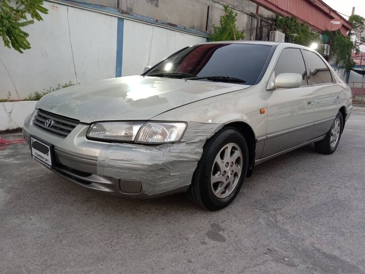 Toyota Camry 2000 2.2 SEG Sedan เบนซิน LPG เกียร์อัตโนมัติ บรอนซ์ทอง รูปที่ 2