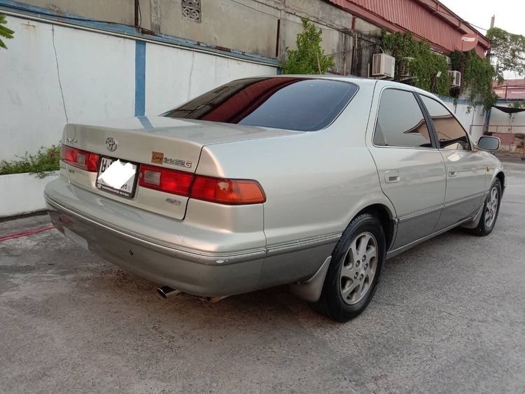 Toyota Camry 2000 2.2 SEG Sedan เบนซิน LPG เกียร์อัตโนมัติ บรอนซ์ทอง รูปที่ 4