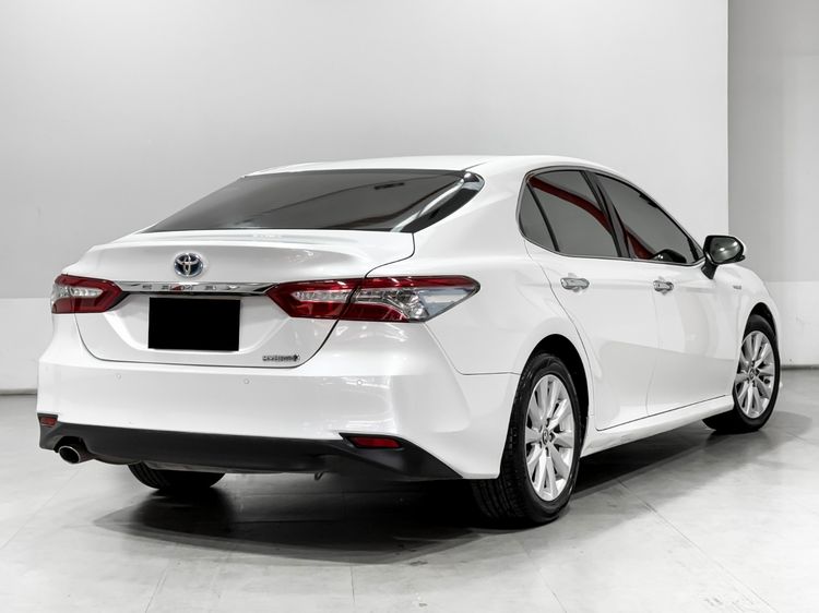 Toyota Camry 2019 2.5 HEV Premium Sedan ไฮบริด เกียร์อัตโนมัติ ขาว รูปที่ 3