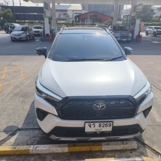 รถ Toyota Corolla Cross 1.8 Hybrid Premium Safety GR Sport สี ขาว