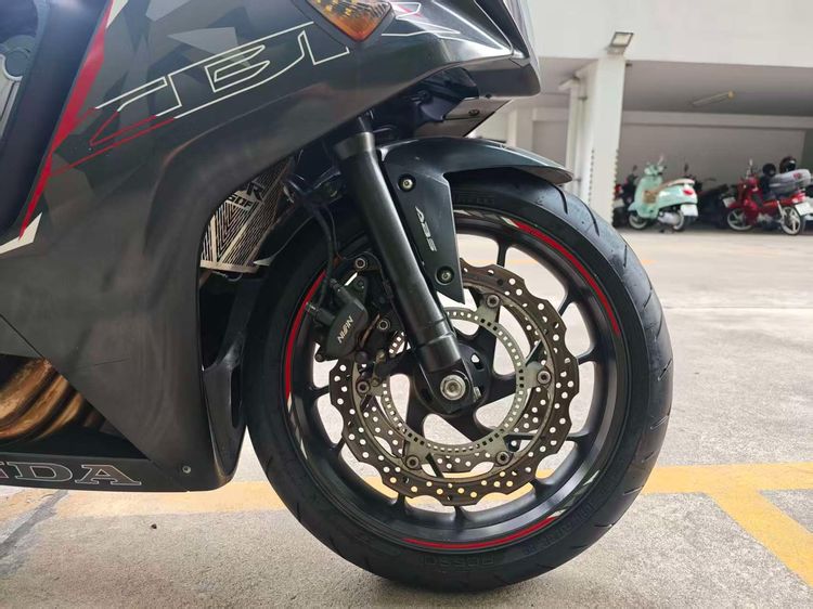 🔥 ขาย Honda CBR650F ปี 2016 สภาพดีมาก พร้อมใช้งาน รูปที่ 10